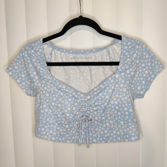Aeropostale Tops - Aeropostale Blue Floral Crop Top Size Large
